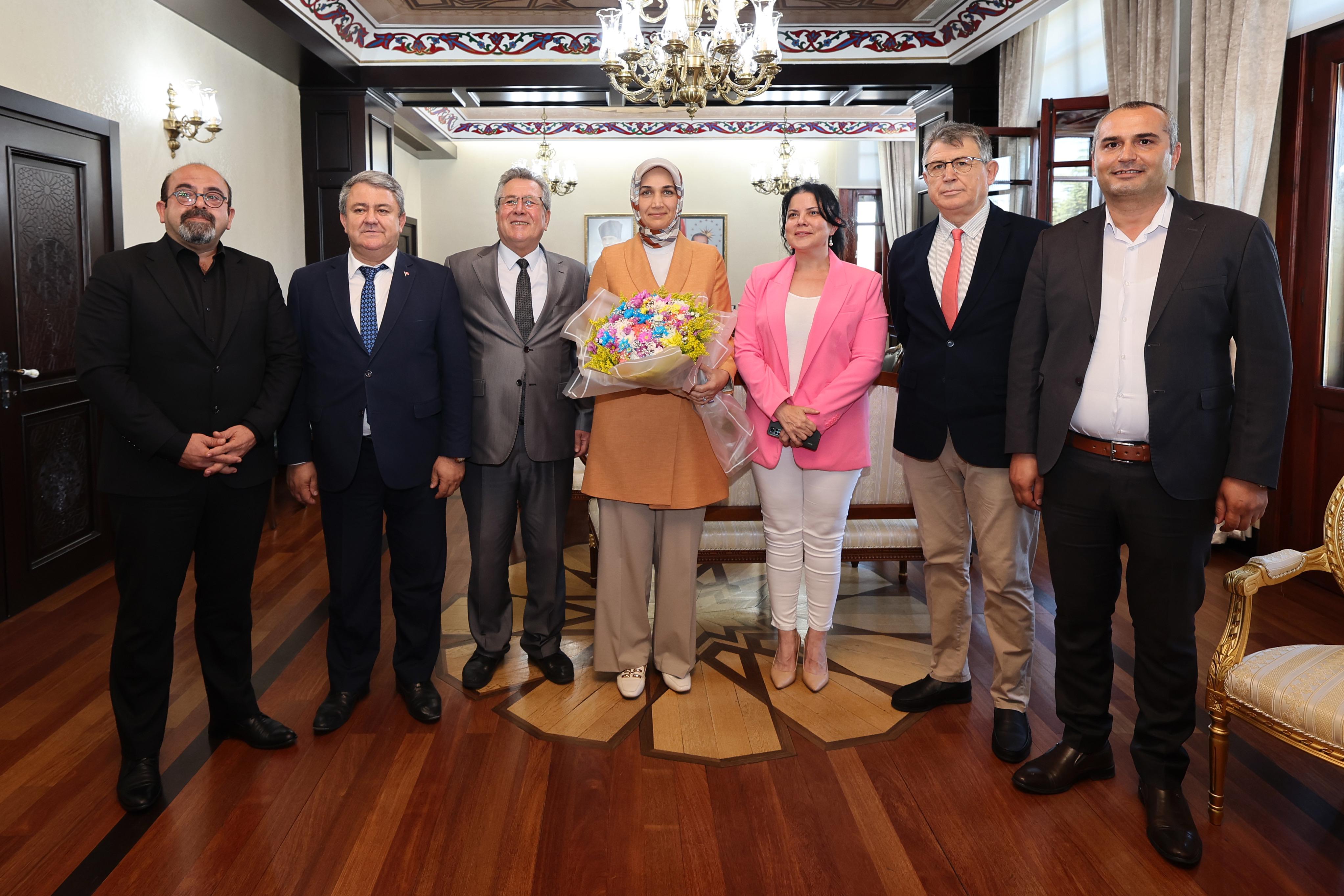 Afyon Basın Cemiyeti  ABC'den Vali Yiğitbaşı'na Ziyaret